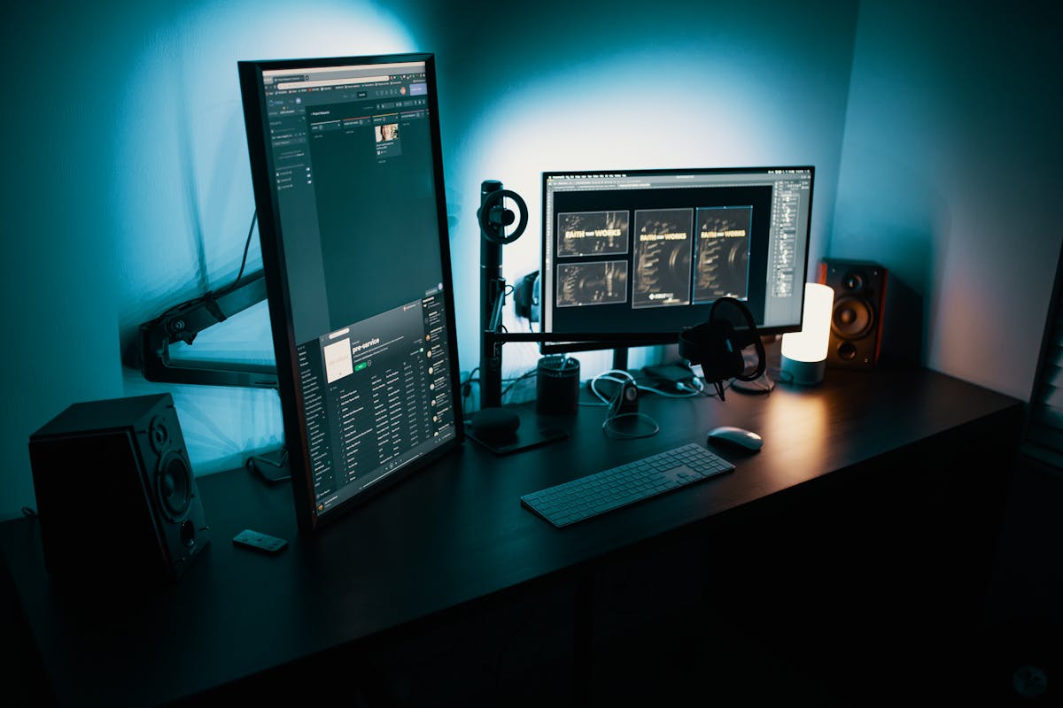 Mac mini M4 — руководство по конфигурации 2026, рабочее место и выбор комплектации